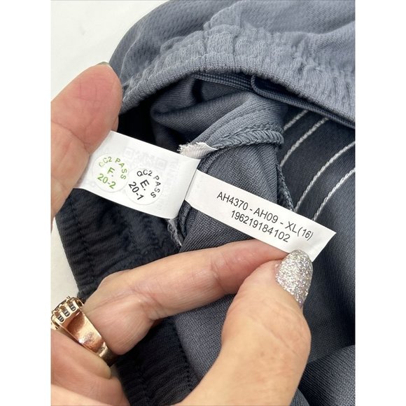 Adidas Stripe Grey Mesh Girls’ Shorts XL US 16 Regular  MulticolorTriple Stripe - Picture 7 of 10